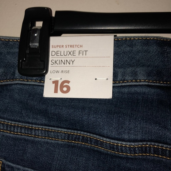 Lane Bryant Skinny Jeans - Picture 5 of 6